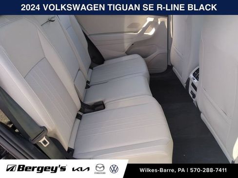 Certified 2024 Volkswagen Tiguan SE R-Line AWD/4WD image 26