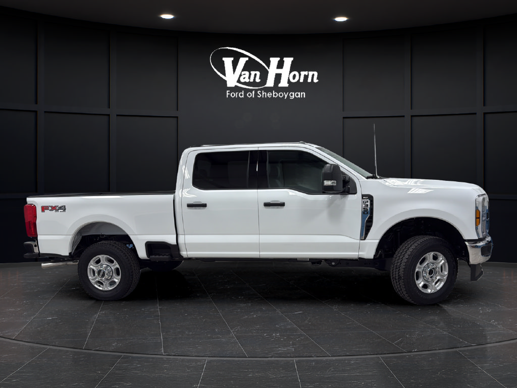 Used 2026 Ford F350 XLT w/ FX4 Off-Road Package AWD/4WD image 8