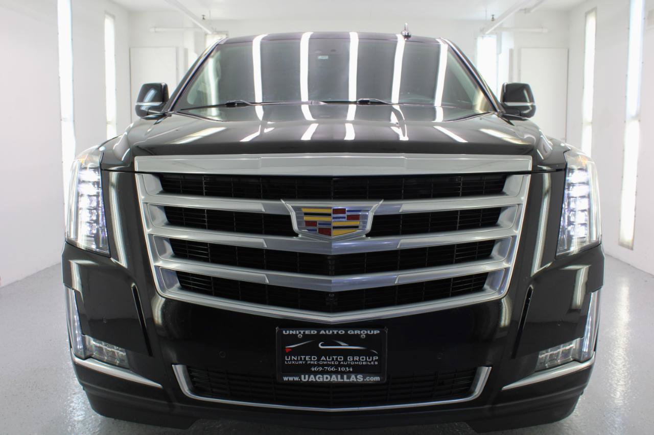 Used 2019 Cadillac Escalade ESV Luxury RWD image 27