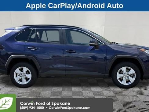 Used 2021 Toyota RAV4 XLE AWD/4WD image 10