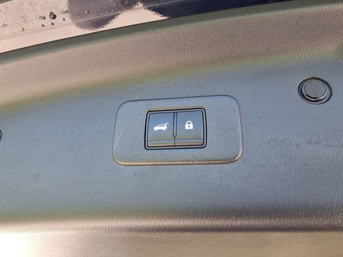 Used 2024 Nissan Armada Platinum w/ Captain's Chairs Package AWD/4WD image 16
