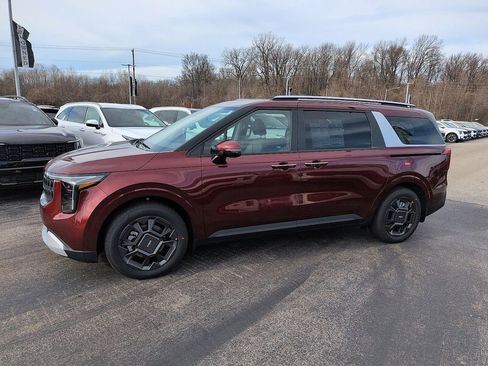 New 2026 Kia Carnival EX image 4