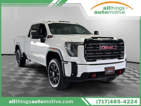 Used 2025 GMC Sierra 2500 AT4 image 1