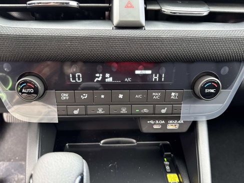 New 2026 Subaru Outback Premium image 29