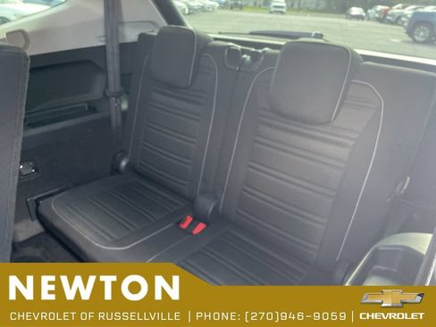 Used 2024 Volkswagen Tiguan S FWD image 31
