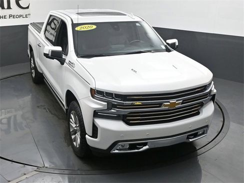 Used 2020 Chevrolet Silverado 1500 High Country w/ Technology Package image 46