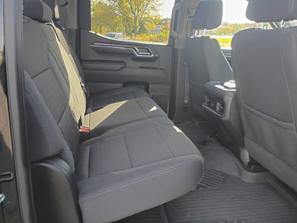 Used 2023 Chevrolet Silverado 1500 LT Trail Boss w/ Protection Package AWD/4WD image 23