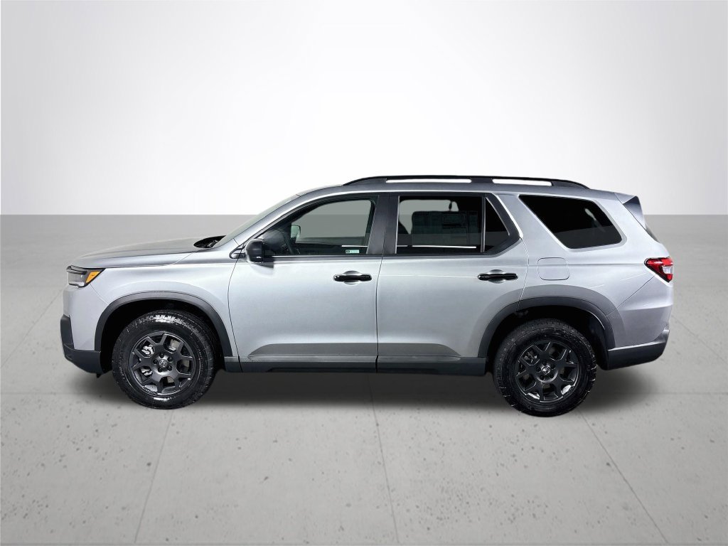 New 2026 Honda Pilot TrailSport image 9