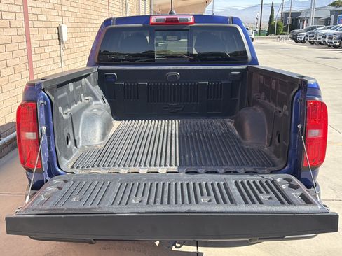 Used 2016 Chevrolet Colorado LT w/ LT Convenience Package RWD image 6