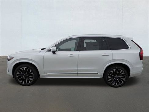New 2026 Volvo XC90 B6 Plus image 3