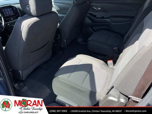 Certified 2023 Chevrolet Traverse LT FWD image 13