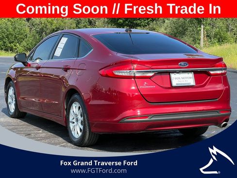 Used 2017 Ford Fusion S FWD image 8