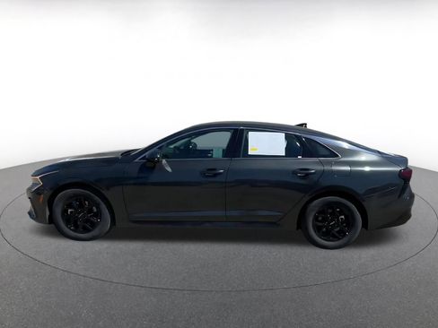 Used 2025 Kia K5 LXS image 9