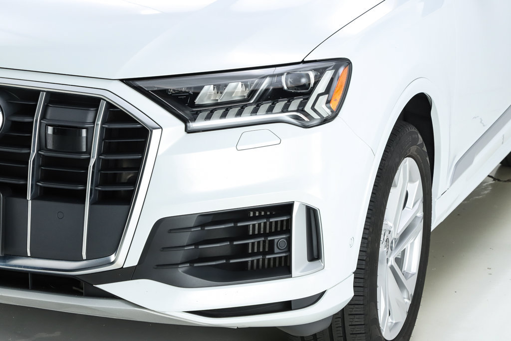 Used 2023 Audi Q7 3.0T Premium Plus AWD/4WD image 34