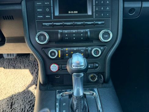 Used 2015 Ford Mustang GT RWD image 23