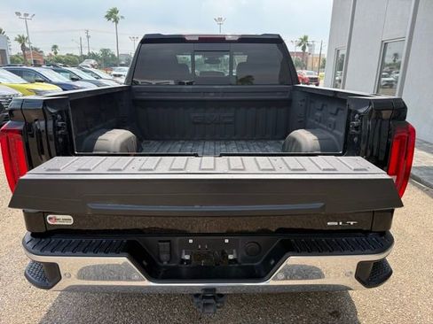 Used 2025 GMC Sierra 1500 SLT RWD image 16