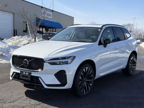 New 2026 Volvo XC60 T8 Ultra w/ Protection Package Premier image 22
