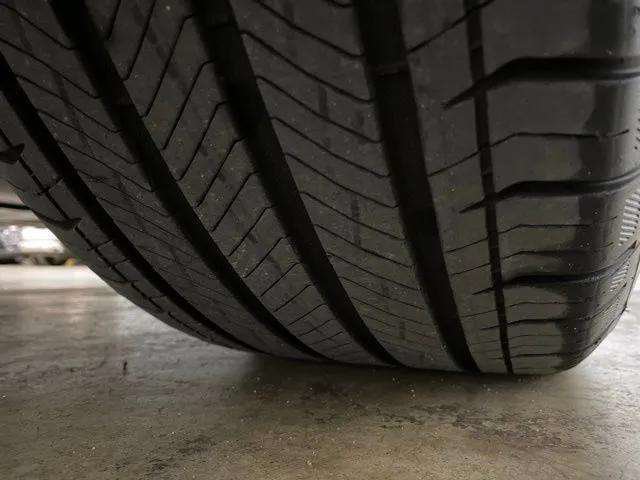 Used 2024 Cadillac Lyriq Sport RWD image 84