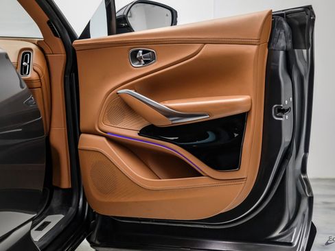 Used 2023 Aston Martin DBX 707 image 94