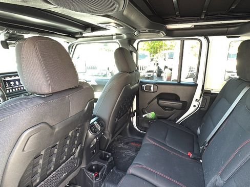 Certified 2022 Jeep Wrangler Unlimited Rubicon w/ Steel Bumper Group AWD/4WD image 30