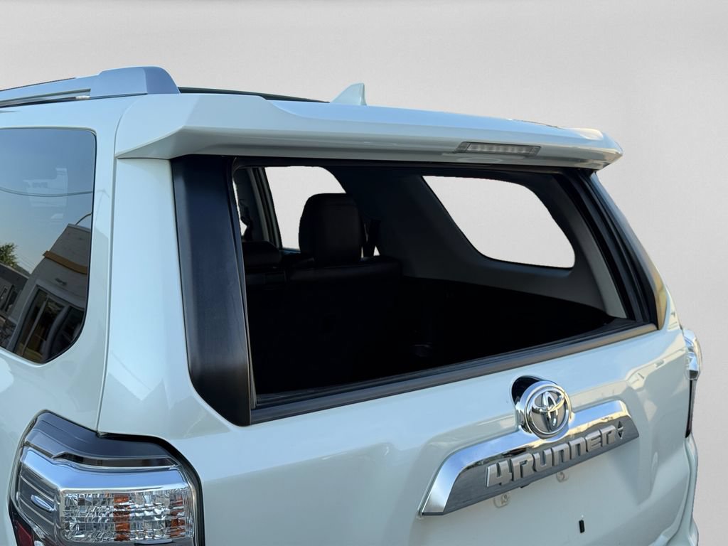 Used 2021 Toyota 4Runner Limited AWD/4WD image 19