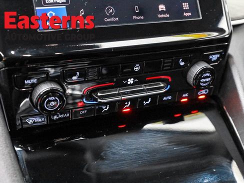 Used 2021 Jeep Grand Cherokee L Limited image 20