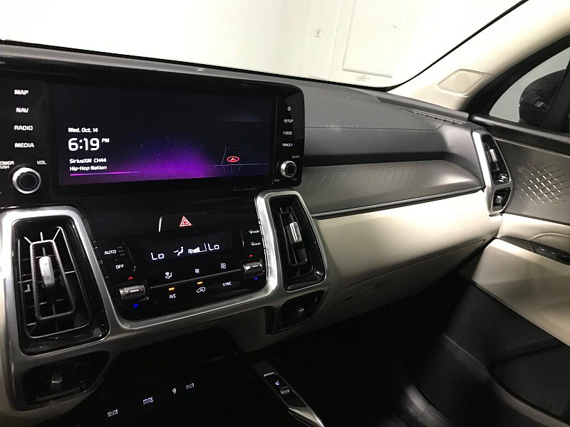 Used 2022 Kia Sorento SX AWD/4WD image 27