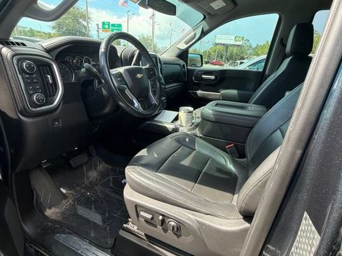 Used 2019 Chevrolet Silverado 1500 LTZ w/ LTZ Plus Package AWD/4WD image 18