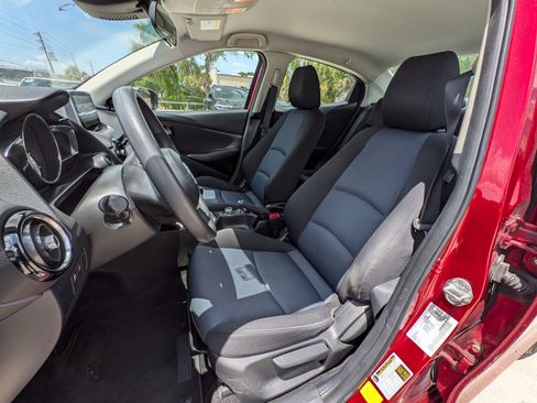 Used 2016 Scion iA FWD image 9