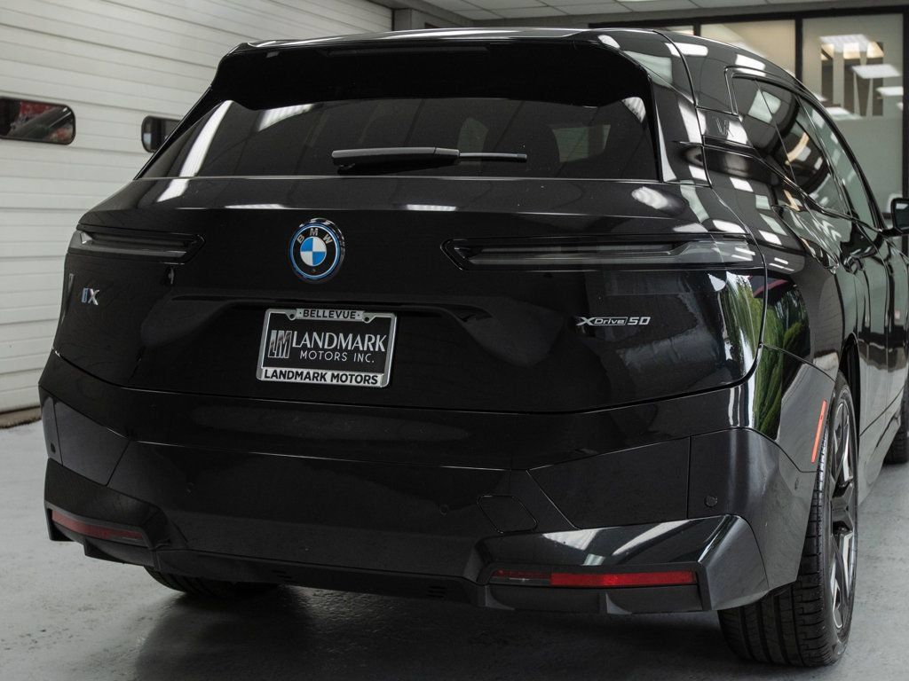 Used 2024 BMW iX xDrive50 w/ Premium Package AWD/4WD image 31