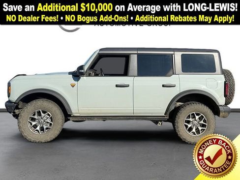 Used 2024 Ford Bronco Badlands image 2