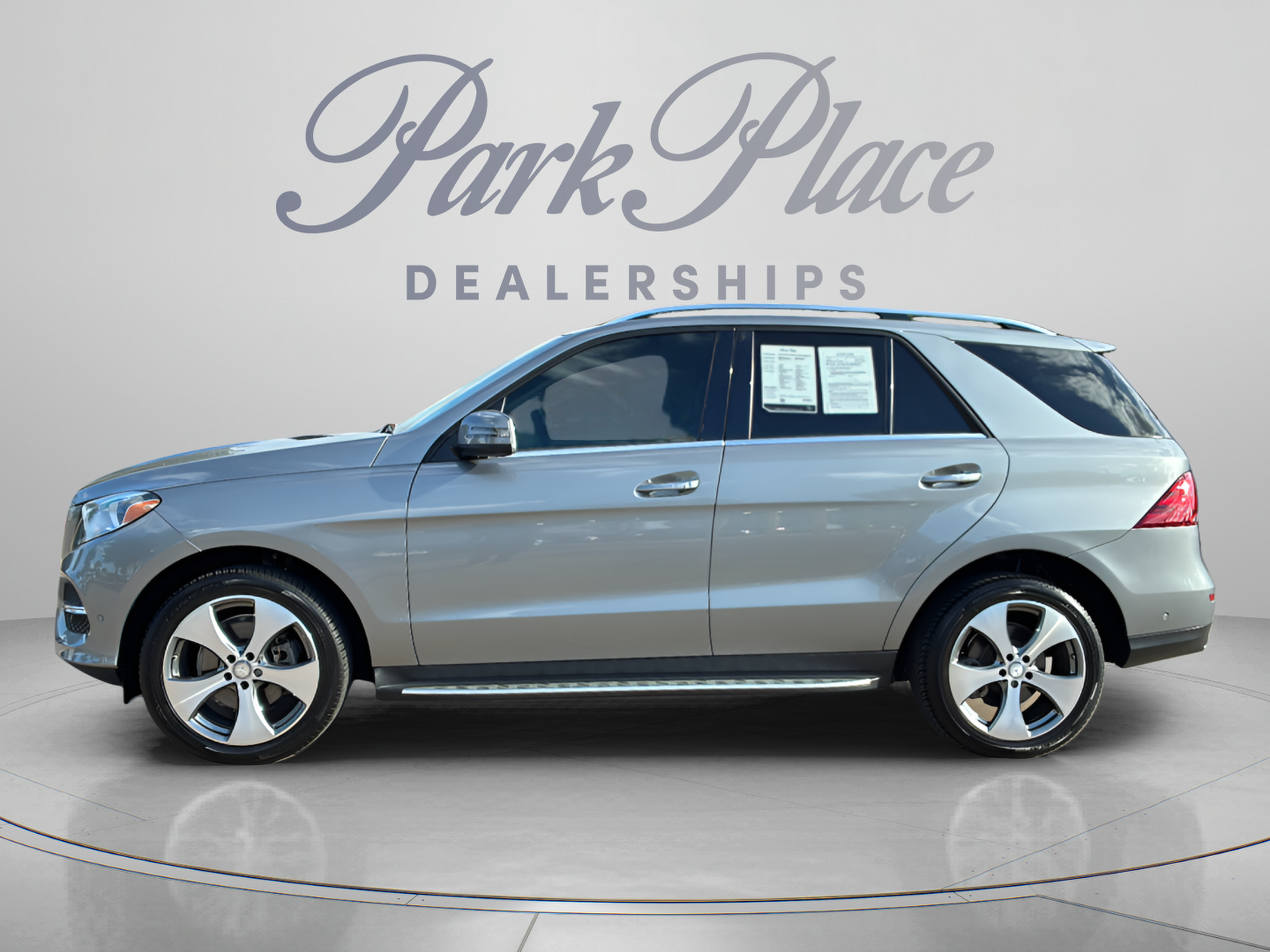 Used 2016 Mercedes-Benz GLE 350 4MATIC image 2