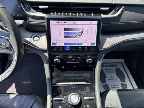 New 2024 Jeep Grand Cherokee Overland w/ Trailer Tow Package image 15