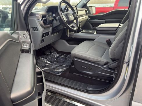 Used 2024 Ford F150 XLT w/ Mobile Office Package image 6