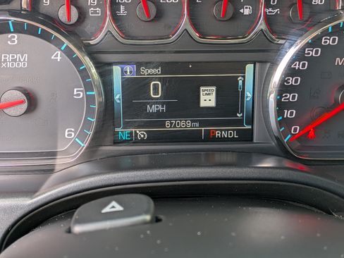 Used 2018 GMC Sierra 1500 SLT w/ SLT Premium Package AWD/4WD image 28