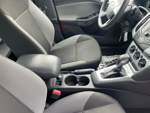 Used 2014 Ford Focus SE image 29