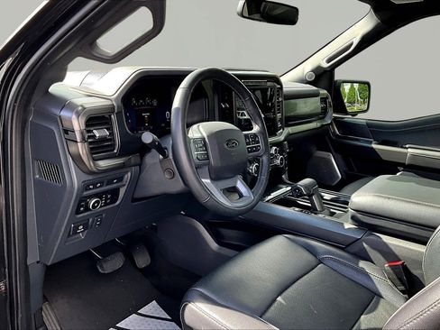 Used 2024 Ford F150 Lariat w/ Equipment Group 502A High AWD/4WD image 17