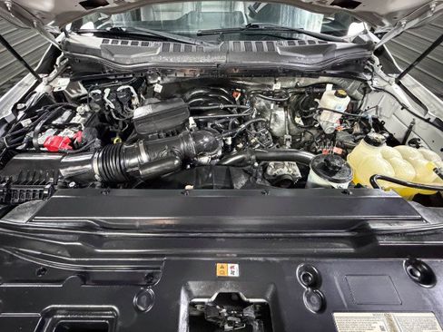 Used 2022 Ford F250 XL w/ Power Equipment Group image 38