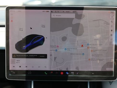 Used 2020 Tesla Model 3 Standard Range Plus RWD image 33