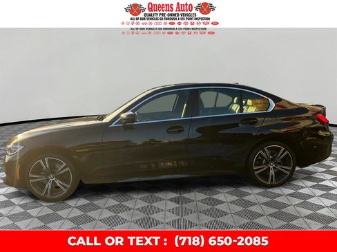 Used 2021 BMW 330i xDrive Sedan w/ Convenience Package image 3