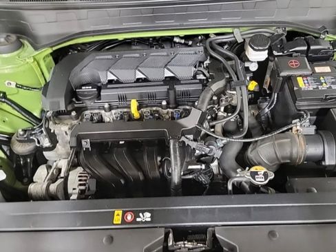 Used 2023 Hyundai Venue SEL w/ Cargo Package FWD image 13
