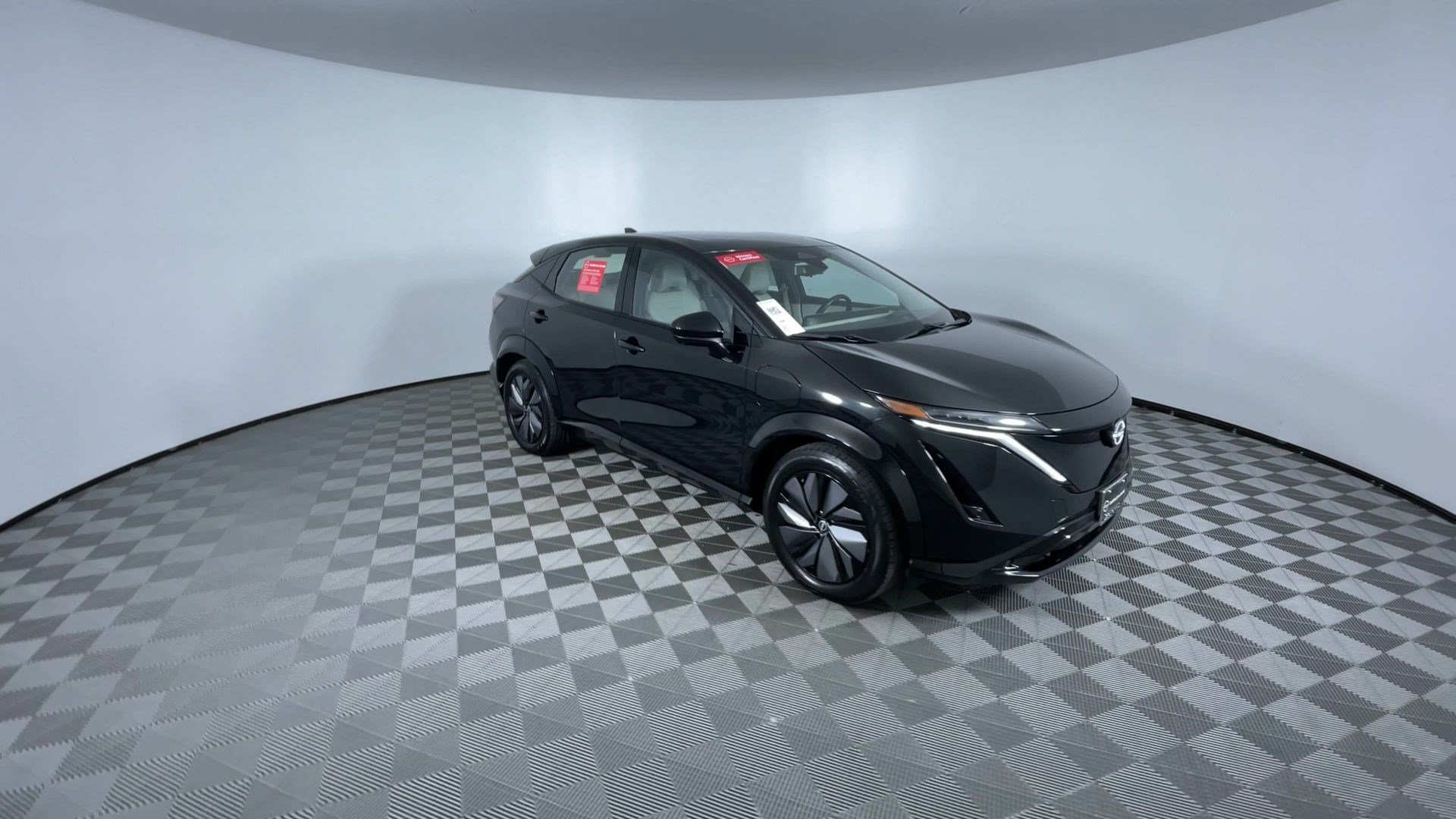 Certified 2024 Nissan Ariya AWD image 2