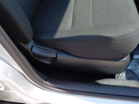 Used 2010 Ford Escape XLT FWD image 27