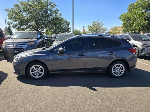 Used 2018 Subaru Impreza 2.0i Premium AWD/4WD image 2