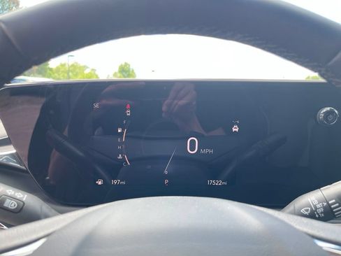 Used 2025 Buick Envista Avenir FWD image 23