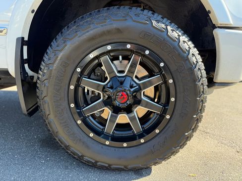 Used 2011 Ford F150 Platinum image 9