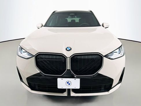 Used 2026 BMW X3 xDrive30 w/ Premium Package image 2