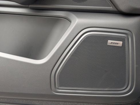 Certified 2026 Porsche Macan AWD/4WD image 15