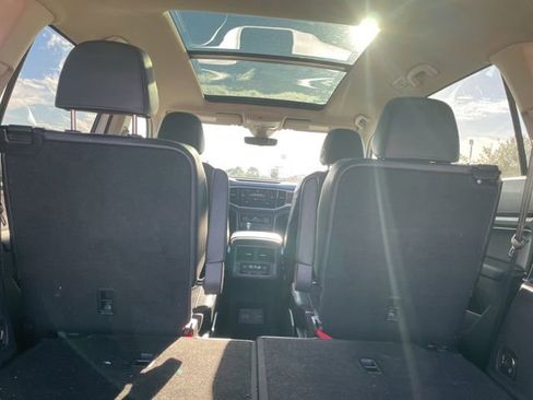 Used 2019 Volkswagen Atlas SEL Premium AWD/4WD image 9