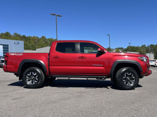 Used 2019 Toyota Tacoma TRD Off-Road AWD/4WD image 2